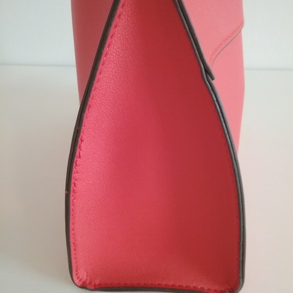 Elizabeth Arden Cosmetics Bag - Small - Picture 4 of 7